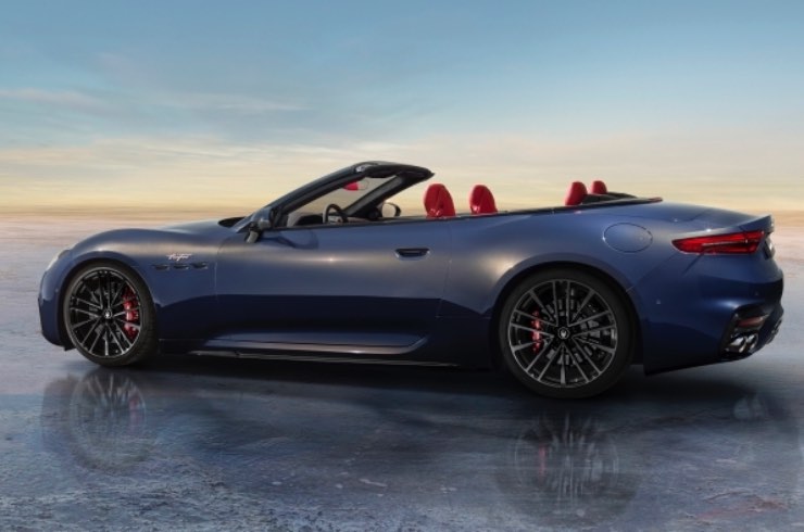 Maserati Gran Cabrio evento esposizione