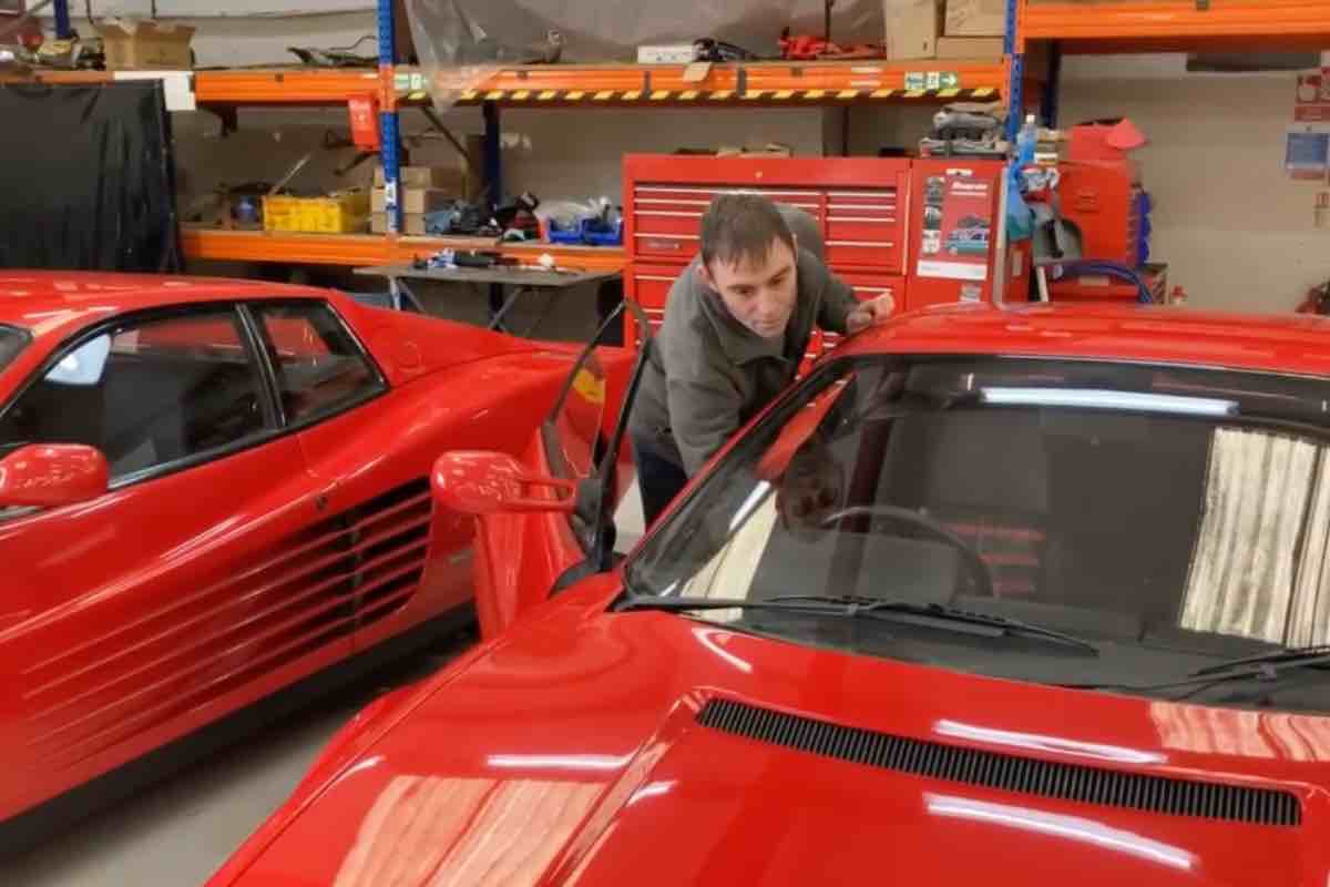 Auto Ferrari Testarossa critiche