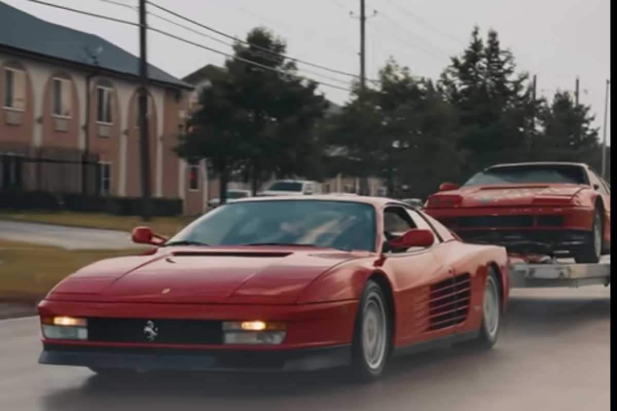 Ferrari Testarossa 