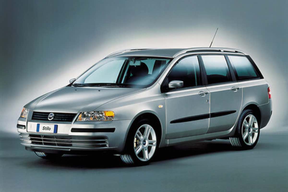 Fiat Stilo auto fallimento mercato