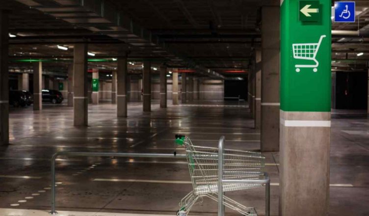 Parcheggiare al supermercato