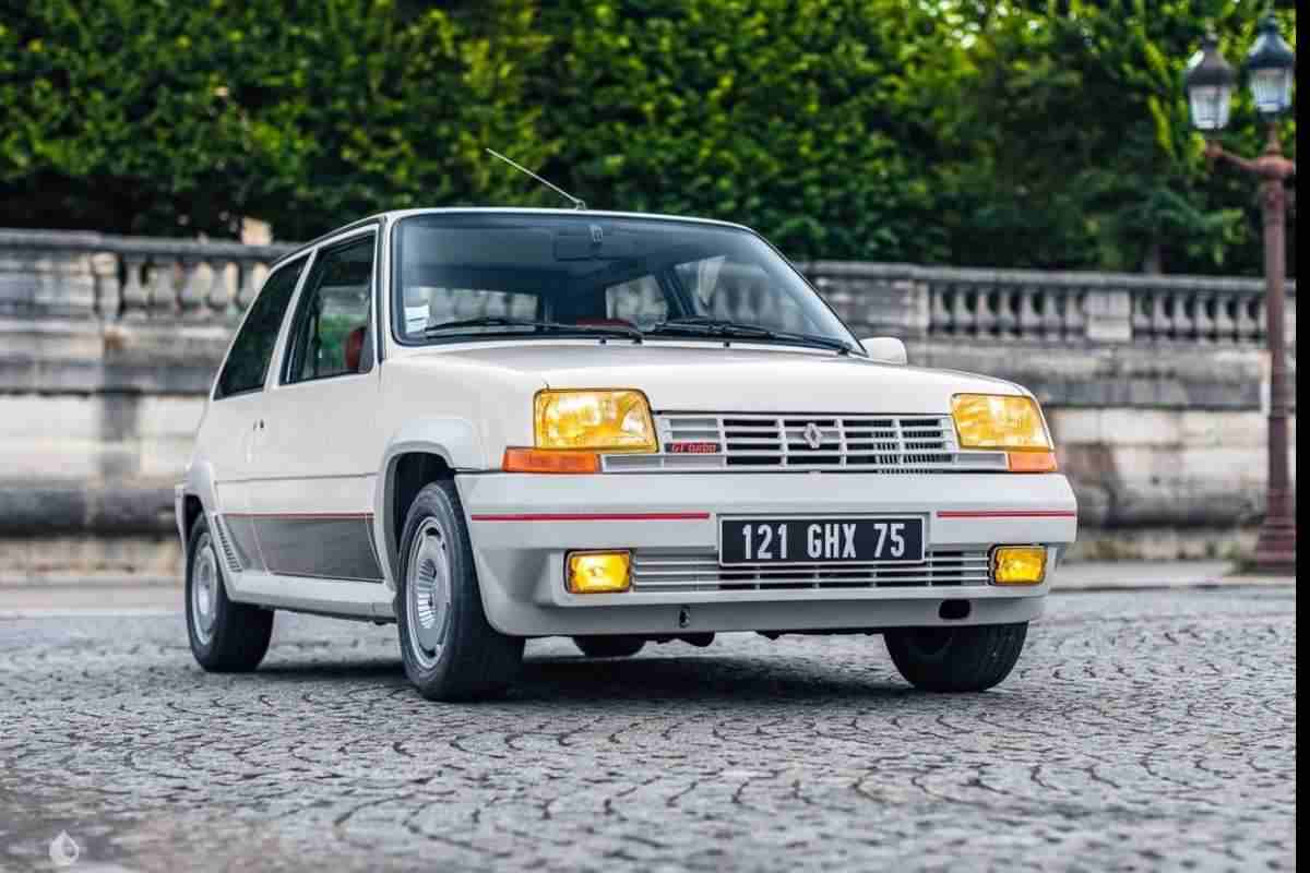 Renault Super 5 GT Turbo costa più di una Ferrari 