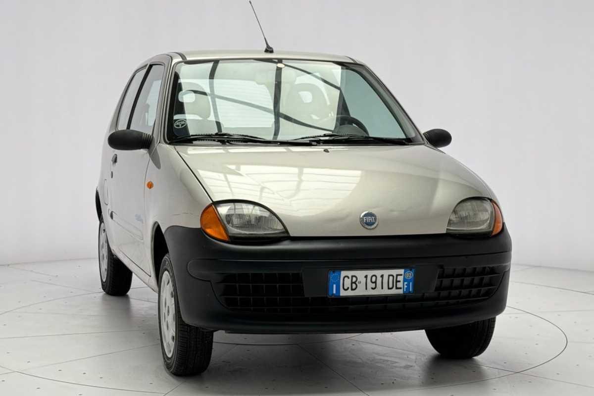 Auto elettrica Fiat 1.200 euro offerta